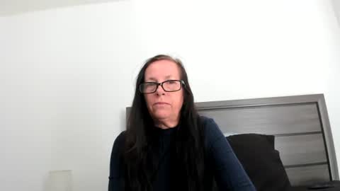 Snapshot of verysassypeachgoddess chatting on November 6, 2:18 pm verysassypeachgoddess online show from November 6, 2:18 pm