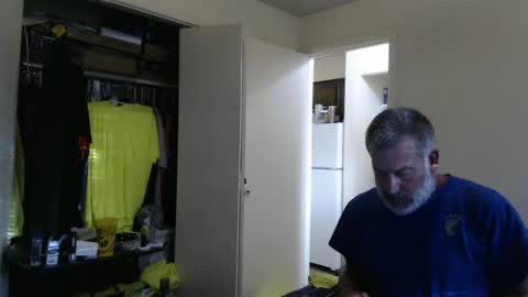 Snapshot of veryveryhairmanindenver chatting on September 21, 11:50 pm hairy man online show from September 21, 11:50 pm