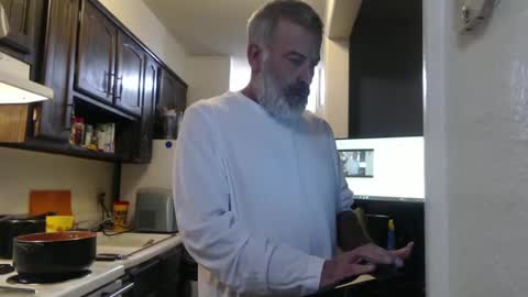 Snapshot of veryveryhairmanindenver chatting on September 23, 11:52 pm hairy man online show from September 23, 11:52 pm