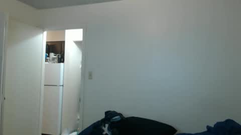 Snapshot of veryveryhairmanindenver chatting on October 22, 12:11 am hairy man online show from October 22, 12:11 am