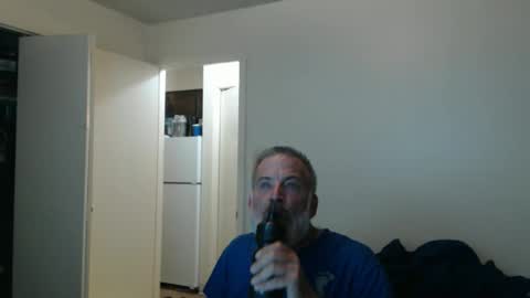 Snapshot of veryveryhairmanindenver chatting on February 10, 12:59 am hairy man online show from February 10, 12:59 am