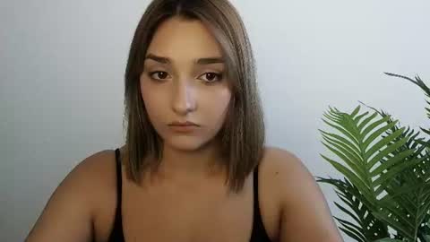 Ana online show from June 18, 11:03 am