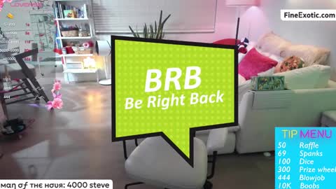 Snapshot of vesafine chatting on March 12, 1:58 am vesafine online show from March 12, 1:58 am