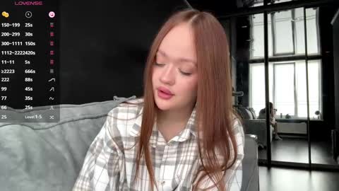 Snapshot of vestaszanto chatting on May 31, 2:24 pm Esta online show from May 31, 2:24 pm