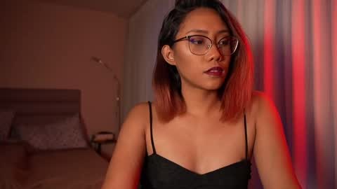 Vexa Nyx online show from May 19, 10:32 am