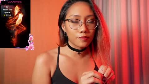 Vexa Nyx online show from May 29, 11:30 am