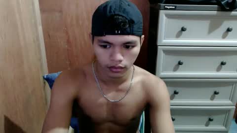 Snapshot of vflashy505 chatting on October 4, 1:20 pm vflashy505 online show from October 4, 1:20 pm