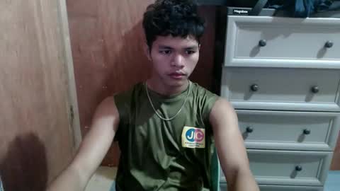 Snapshot of vflashy505 chatting on October 13, 6:35 am vflashy505 online show from October 13, 6:35 am