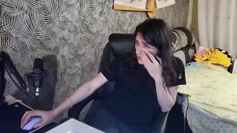 vialeras online show from January 1, 2:51 am