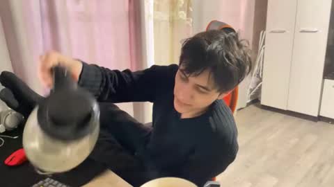 vialeras online show from February 28, 4:02 am