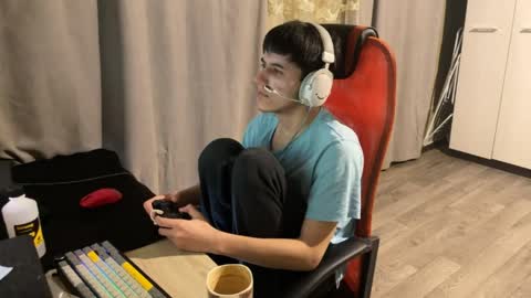 vialeras online show from March 28, 3:55 pm