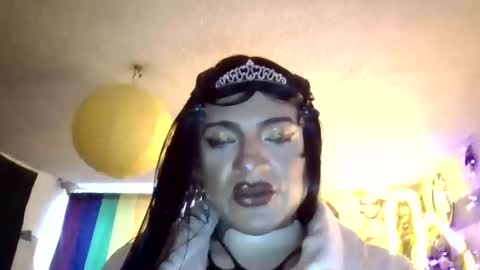 Snapshot of vibranda chatting on March 12, 1:28 pm V I B R A N D A online show from March 12, 1:28 pm