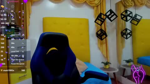 Snapshot of vic_nahomy chatting on February 11, 4:13 pm nahomy online show from February 11, 4:13 pm