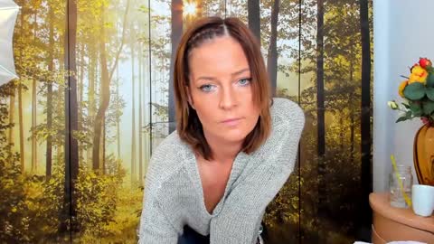 ViciousQueenu can call me Laura online show from March 9, 11:03 am