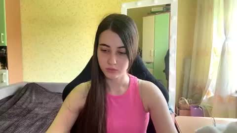 Snapshot of vickeyrosete chatting on July 25, 6:11 am Jesse online show from July 25, 6:11 am