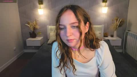 vicki_milles online show from May 11, 9:04 am