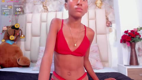 Snapshot of vicky_castillo chatting on May 25, 4:07 am Vicky Castillo online show from May 25, 4:07 am