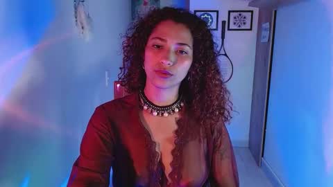 Snapshot of vicky_crazy chatting on December 31, 4:06 am Vicky  online show from December 31, 4:06 am