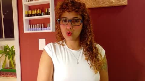 Snapshot of vicky_crazy chatting on November 25, 3:06 am Vicky online show from November 25, 3:06 am