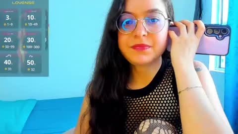 Snapshot of vicky_cristinax chatting on April 28, 10:26 pm Vicky online show from April 28, 10:26 pm
