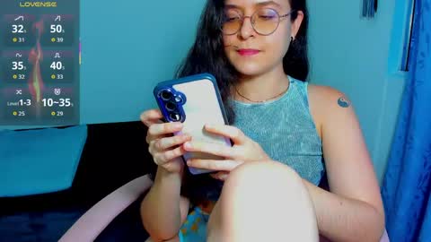 Snapshot of vicky_cristinax chatting on May 26, 11:12 pm Vicky online show from May 26, 11:12 pm