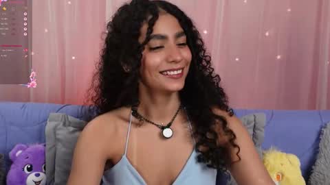 vicky_curly online show from November 13, 12:31 am