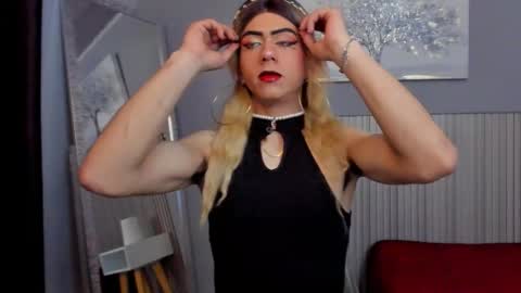 Snapshot of vicky_fant4sy chatting on March 16, 12:42 pm Vicky online show from March 16, 12:42 pm