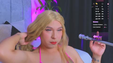 Snapshot of vicky_hot_x chatting on January 23, 11:36 pm        online show from January 23, 11:36 pm