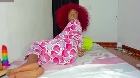 vicky manuela online show from November 2, 12:46 am