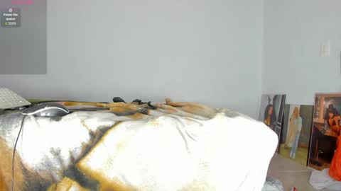 Snapshot of vicky_hotteei chatting on March 27, 8:26 am vicky manuela online show from March 27, 8:26 am