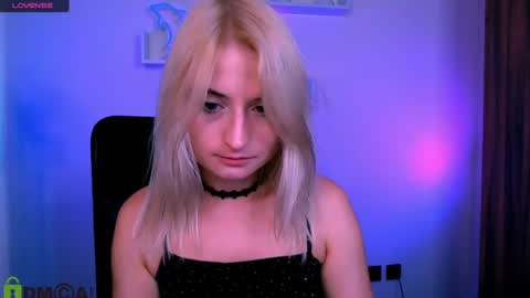 vicky_kim online show from July 14, 10:48 pm