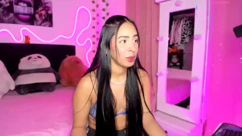 VICTORIA 3 online show from November 11, 11:05 pm