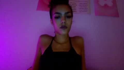 Goddess Victory  online show from November 23, 2:11 am