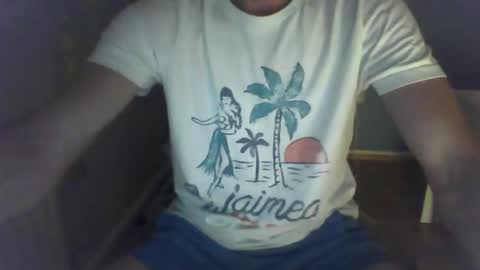 Snapshot of victor_1486 chatting on October 11, 10:19 pm victor_1486 online show from October 11, 10:19 pm