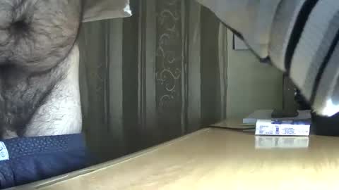 Snapshot of victorhume chatting on December 31, 12:21 am VictorHume online show from December 31, 12:21 am