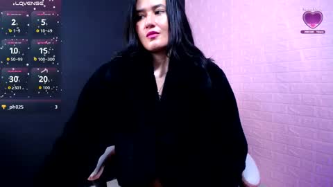 Snapshot of victoria_1126 chatting on May 1, 9:08 pm victoria_1126 online show from May 1, 9:08 pm