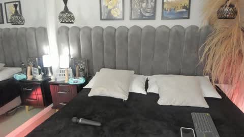 victoria__lee_ online show from May 15, 3:35 am