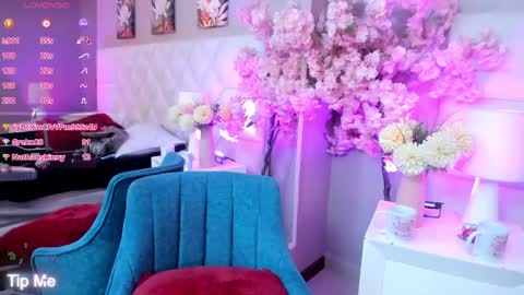 victoria__lee_ online show from May 23, 3:38 pm