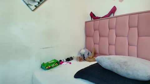 Victoria online show from February 13, 3:13 am