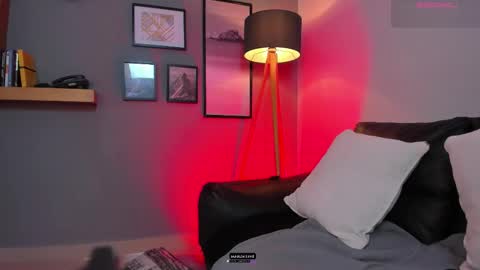 Victoria online show from March 1, 8:55 pm