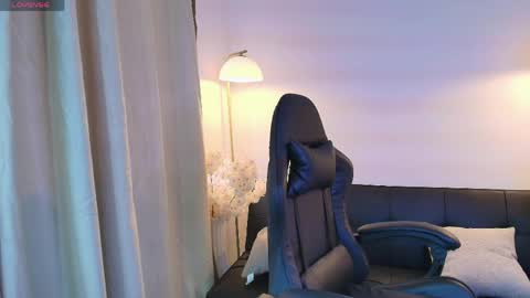 Snapshot of victoria_collinns chatting on May 11, 2:34 pm Victoria Collins online show from May 11, 2:34 pm