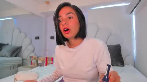 Victoria Darkova online show from July 12, 1:13 pm