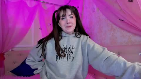 Snapshot of victoria_ecstasy chatting on May 23, 9:46 am victoria_ecstasy online show from May 23, 9:46 am