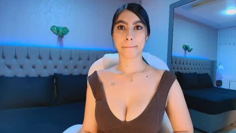   online show from June 7, 11:25 am