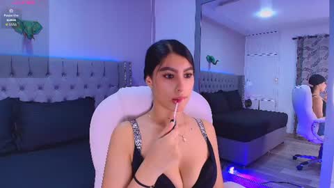   online show from June 10, 11:42 am