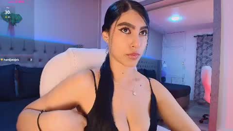   online show from June 13, 11:41 am