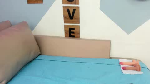 VICTORIA online show from September 10, 9:15 pm