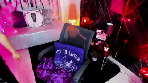 Snapshot of victoria_floyd1 chatting on July 1, 11:37 pm victoria_floyd1 online show from July 1, 11:37 pm