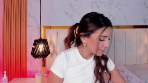  Victoria Lozano  online show from January 11, 2:58 pm