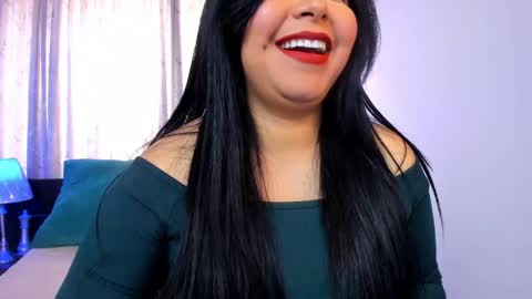Snapshot of victoria_kim_lee chatting on May 11, 2:45 pm Victoria online show from May 11, 2:45 pm